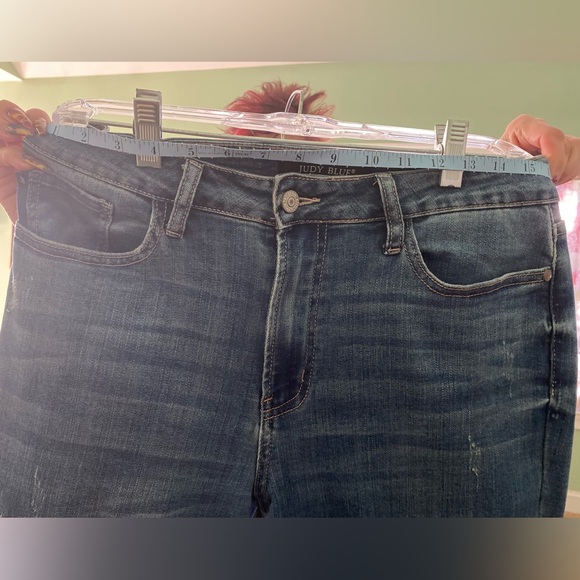 Judy Blue Boyfriend Jeans - Picture 6 of 7